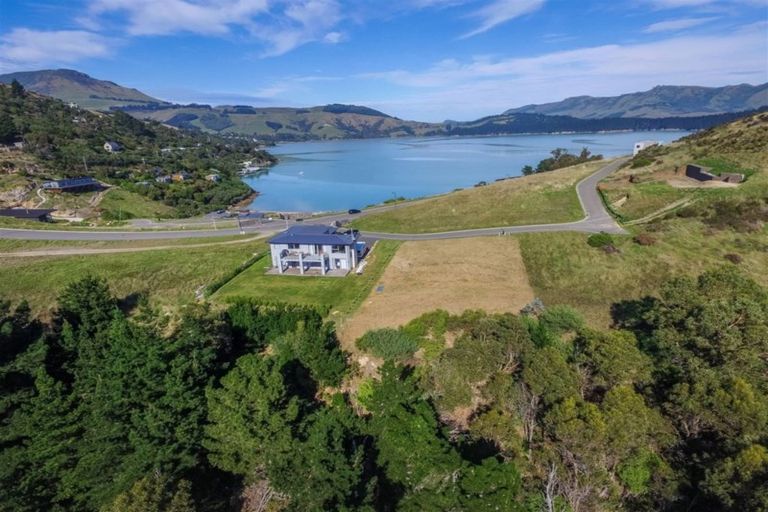 Photo of property in 10 Kaioruru Lane, Charteris Bay, Governors Bay, 8971