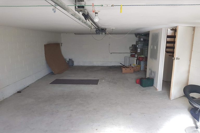 Photo of property in 2/228 Clyde Road, Burnside, Christchurch, 8053