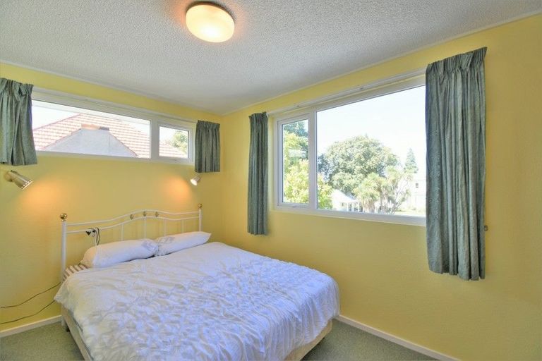 Photo of property in 67h Manor Place, Dunedin Central, Dunedin, 9016