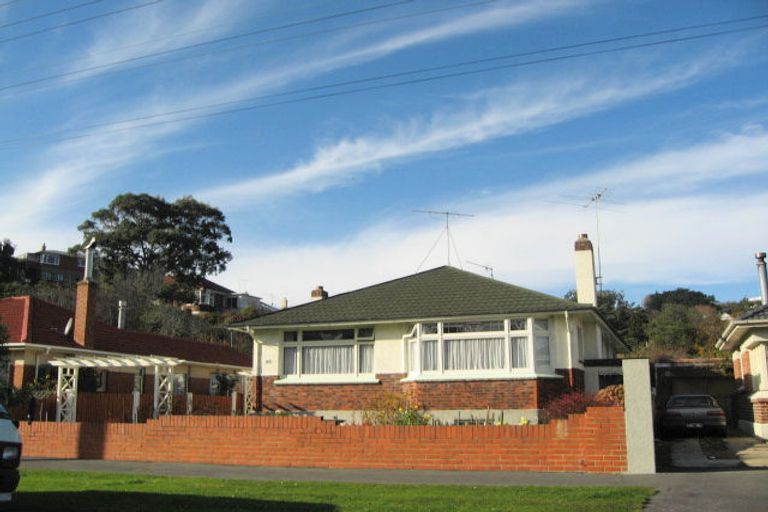 Photo of property in 30 Somerville Street, Andersons Bay, Dunedin, 9013