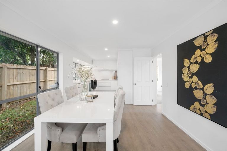 Photo of property in 2/10 Casabella Court, Northpark, Auckland, 2013