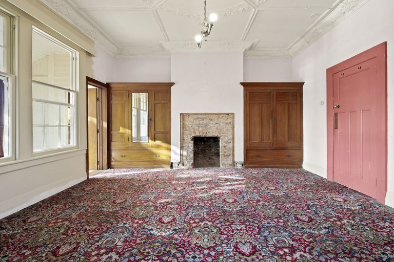 Photo of property in 34 Elm Row, Dunedin Central, Dunedin, 9016