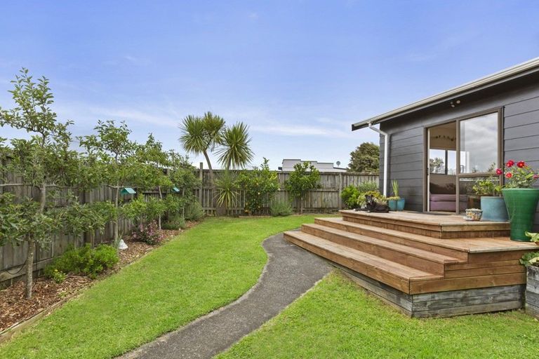 Photo of property in 9 Point Street, Raglan, 3225