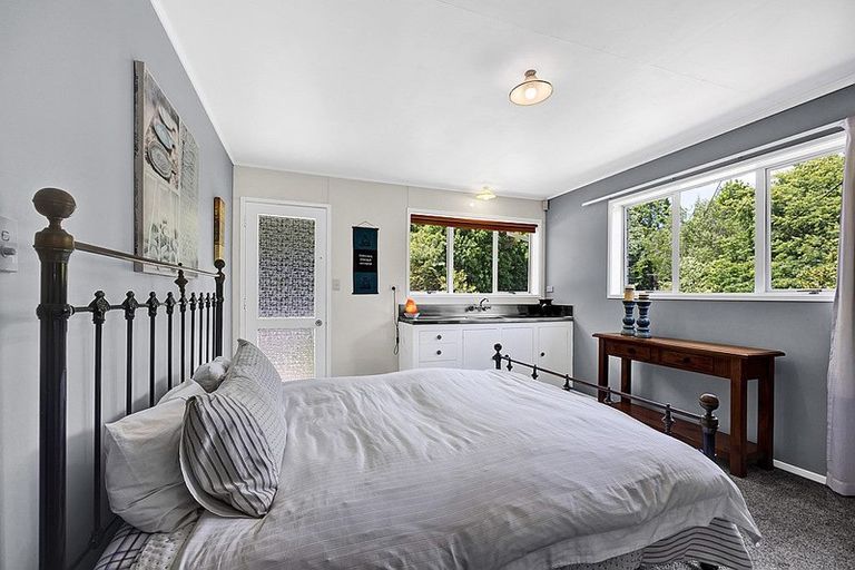 Photo of property in 9e Kereru Place, Upper Vogeltown, New Plymouth, 4310