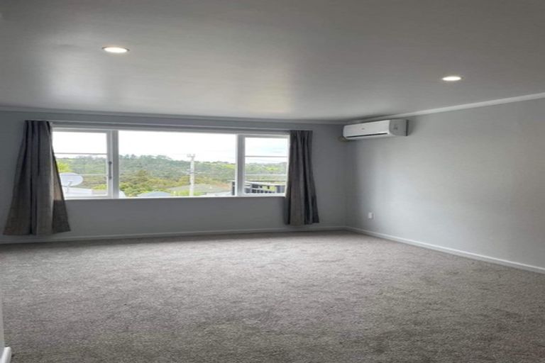Photo of property in 39 Park Road, Glenfield, Auckland, 0629