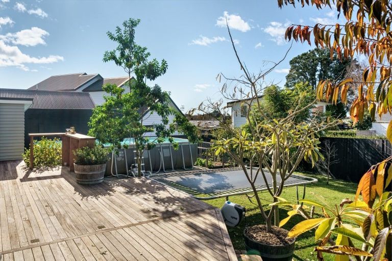 Photo of property in 45 Western Road, Bellevue, Tauranga, 3110