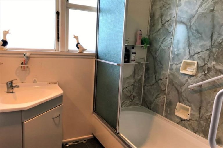 Photo of property in 22 High Street, Balclutha, 9230