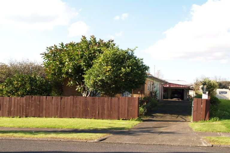 Photo of property in 17 Chalfont Street, Mangere East, Auckland, 2024