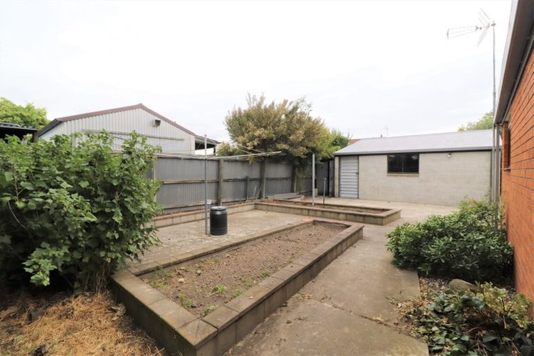 Photo of property in 46a Coopers Road, Dallington, Christchurch, 8061