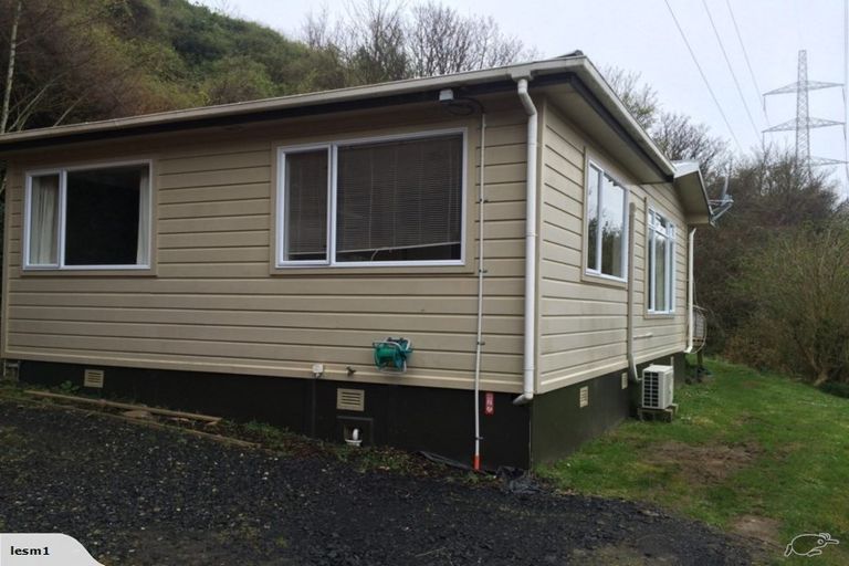 Photo of property in 70 Lindsay Road, Balaclava, Dunedin, 9011