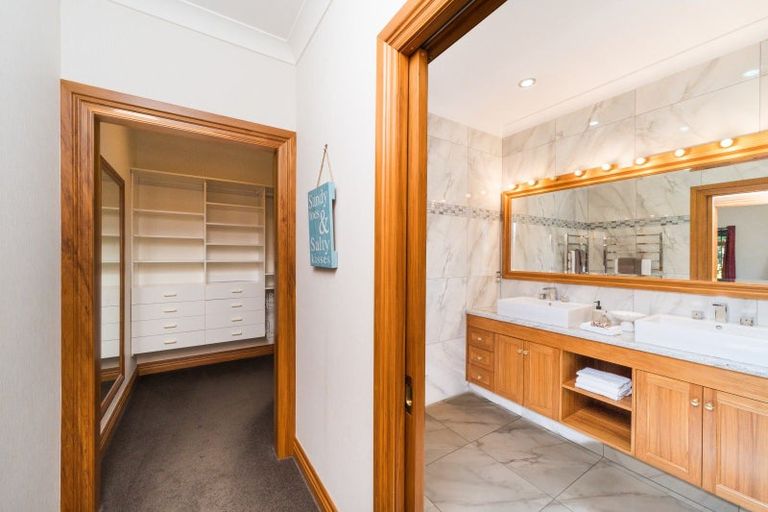 Photo of property in 183 Victoria Avenue, Hokowhitu, Palmerston North, 4410