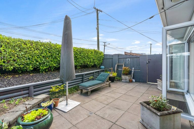 Photo of property in 137 Sandspit Road, Shelly Park, Auckland, 2014