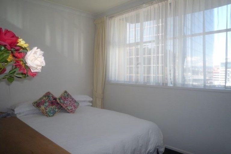 Photo of property in Terrace Garden Apartments, 5e/120 The Terrace, Wellington Central, Wellington, 6011