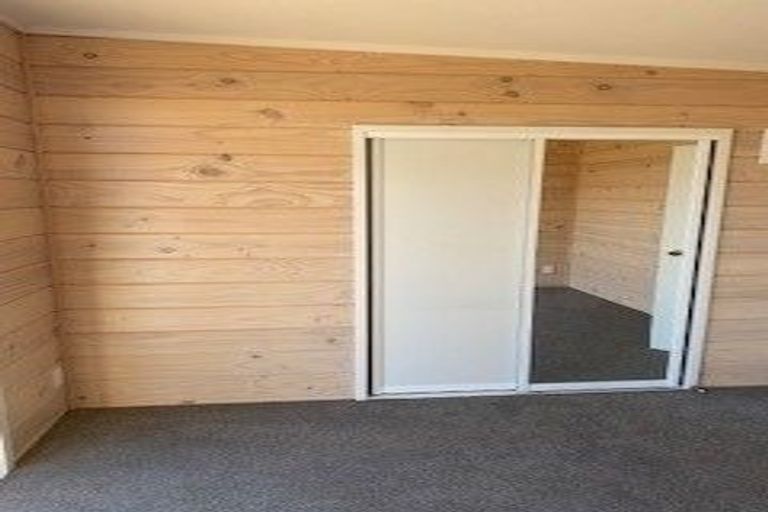 Photo of property in 12 Dallinghoe Crescent, Milford, Auckland, 0620