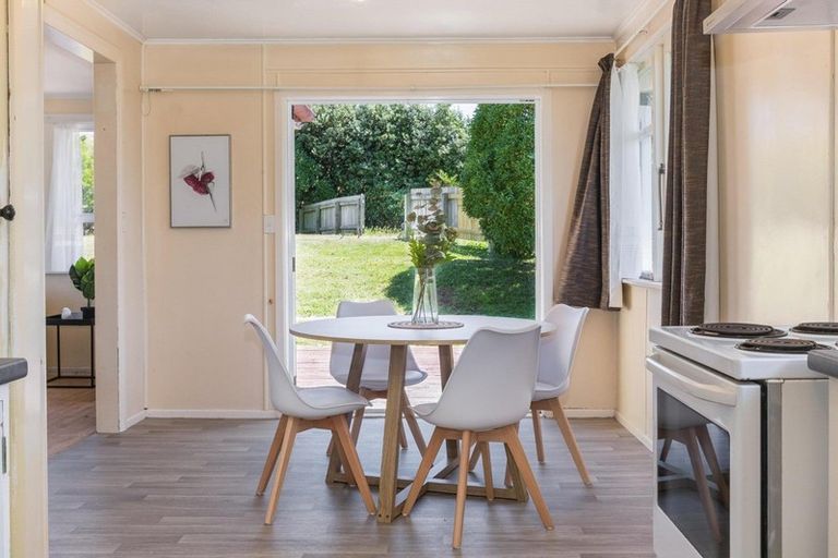 Photo of property in 54 Owhiti Street, Titahi Bay, Porirua, 5022