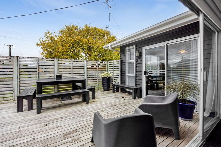 Photo of property in 15 Davidson Street, Hawera, 4610