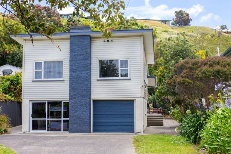 Photo of property in 37 Mowhanau Drive, Kai Iwi, Whanganui, 4574