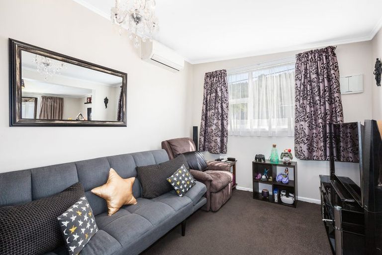 Photo of property in 188 Wellington Road, Wainuiomata, Lower Hutt, 5014