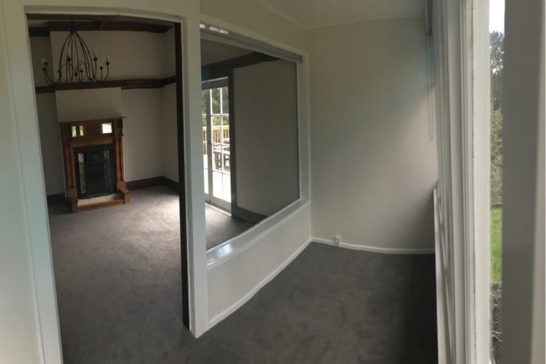 Photo of property in 1245 East Coast Road, Redvale, Albany, 0794