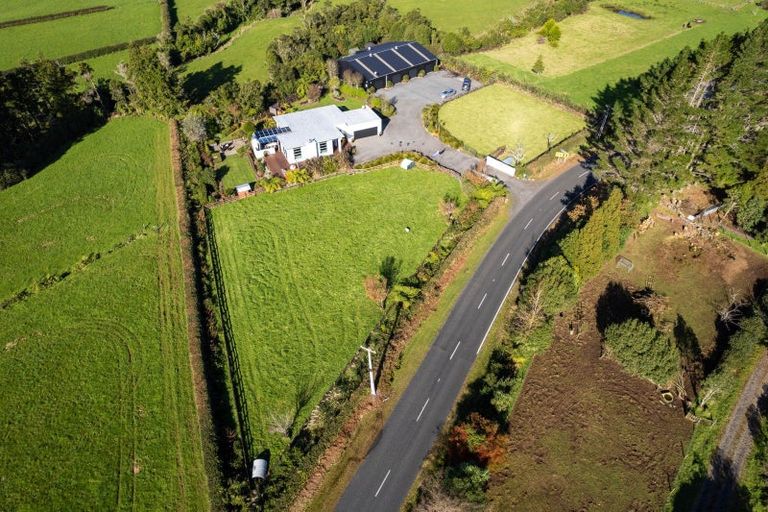 Photo of property in 1895 Egmont Road, Kaimiro, Inglewood, 4386