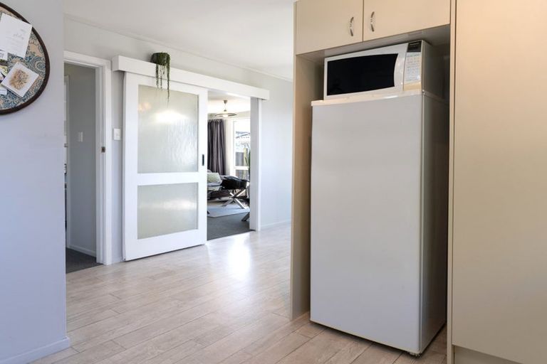 Photo of property in 6 Meldrum Place, Bishopdale, Christchurch, 8051