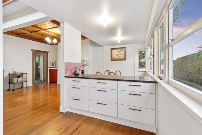 Photo of property in 1/14 Dominion Street, Takapuna, Auckland, 0622