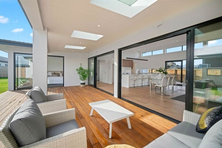 Photo of property in 9 Mersham Drive, Prebbleton, 7604