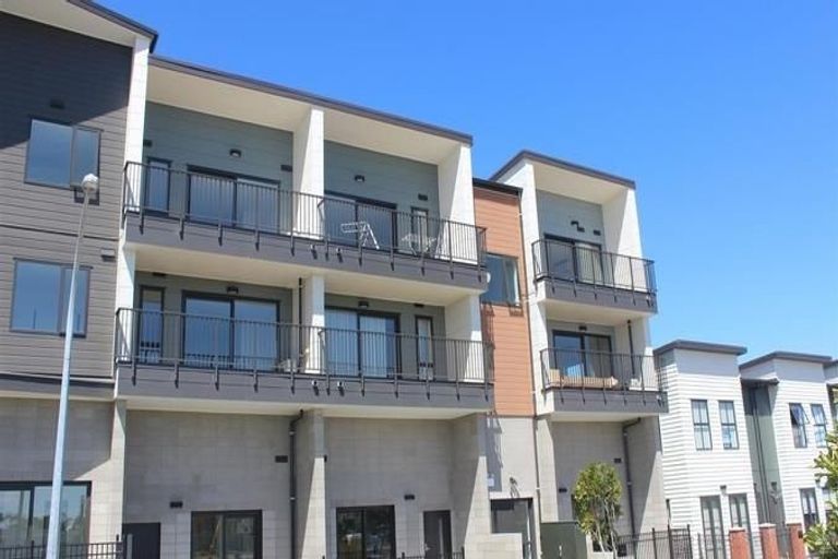 Photo of property in 7/2 Mahalo Avenue, Wiri, Auckland, 2104