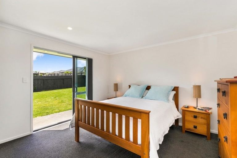 Photo of property in 6 Vivien Place, Patumahoe, Pukekohe, 2679