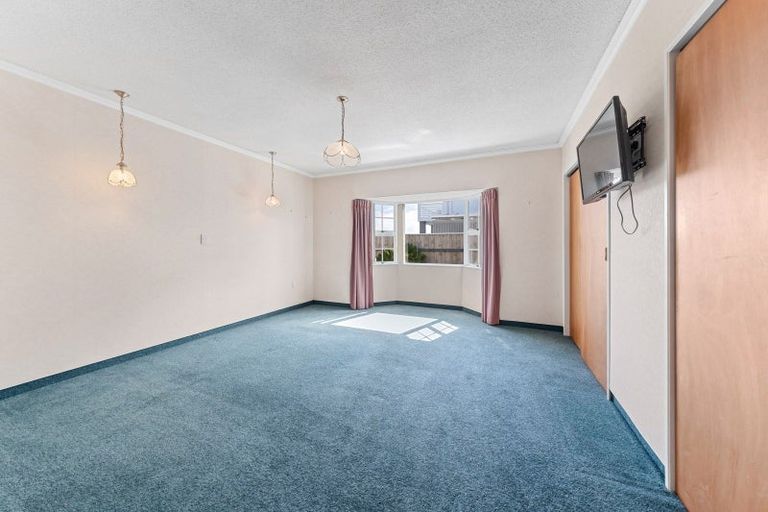 Photo of property in 140 Parklands Avenue, Bell Block, New Plymouth, 4312