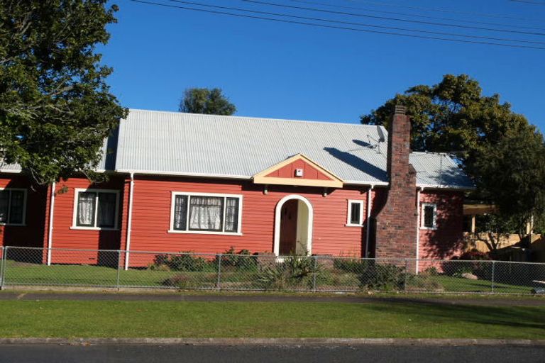 Photo of property in 37 Rosella Road, Mangere East, Auckland, 2024