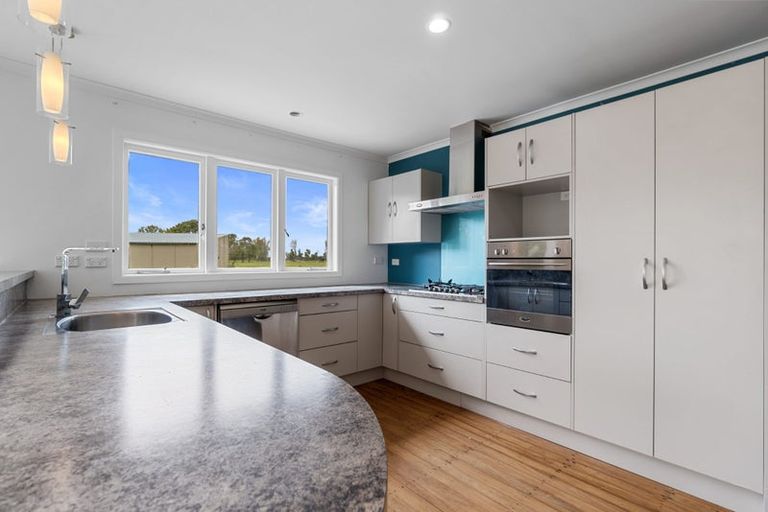 Photo of property in 16 Eureka Road, Eureka, Hamilton, 3287