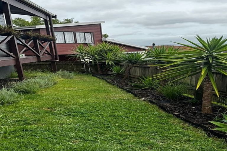 Photo of property in 17 Mona Vale, West Harbour, Auckland, 0618