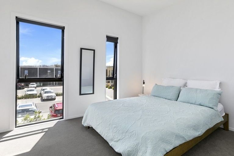 Photo of property in 4 Te Ara O Paetutu, Petone, Lower Hutt, 5012
