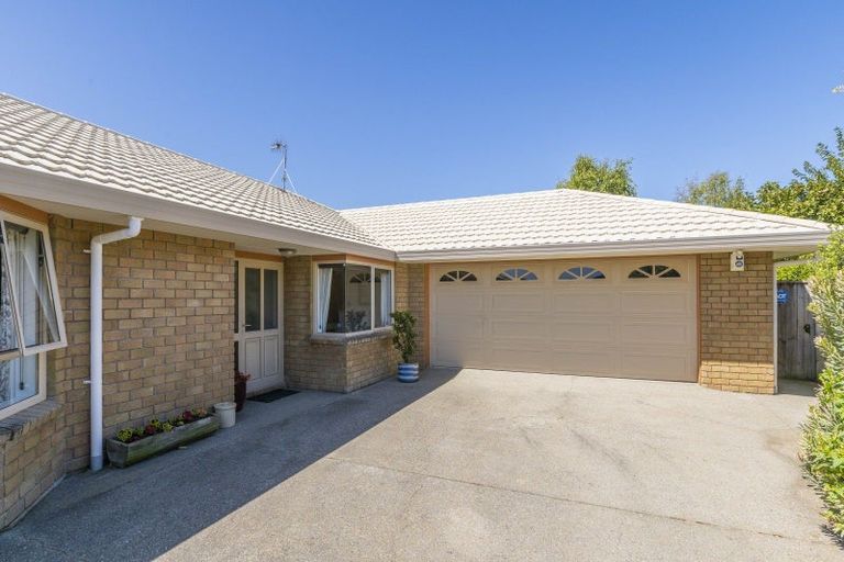 Photo of property in 66 Awatea Avenue, Paraparaumu, 5032