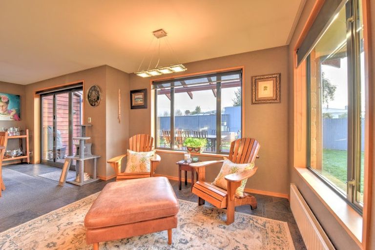 Photo of property in 6 Robina Place, Gore, 9710