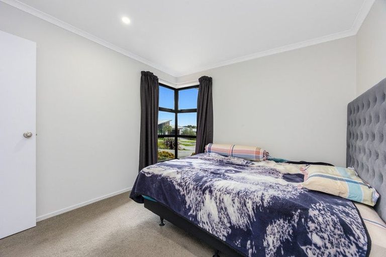 Photo of property in 1 Tuaraki Drive, Wellsford, 0900