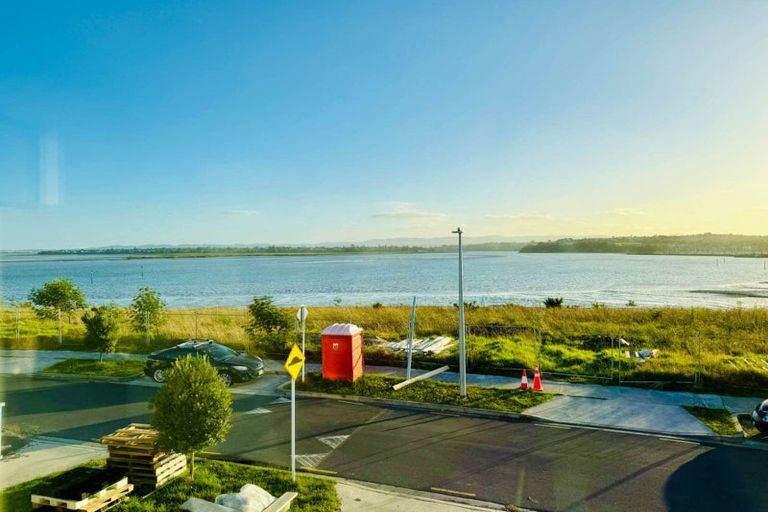 Photo of property in 99 Limestone Drive, Hobsonville, Auckland, 0616