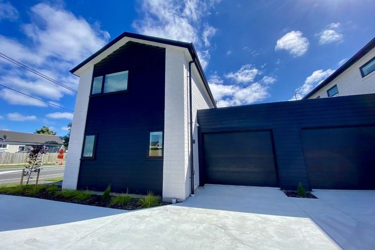 Photo of property in 30a Hills Road, Edgeware, Christchurch, 8013