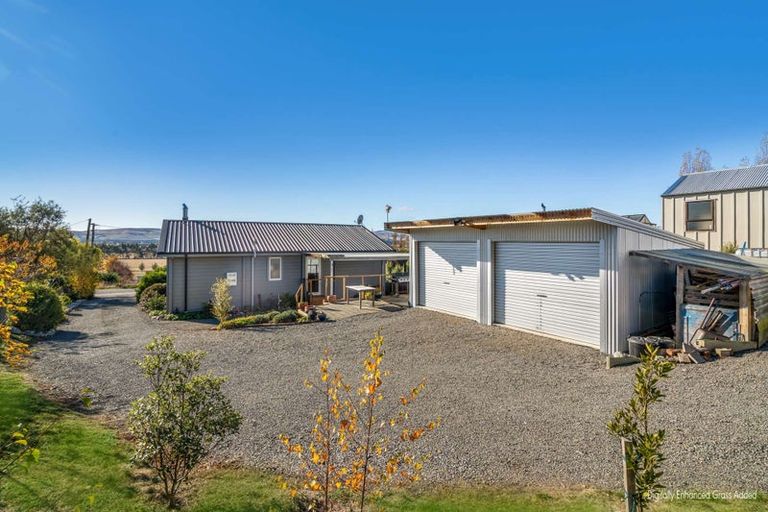 Photo of property in 21 Oxford Street, Waikari, 7420