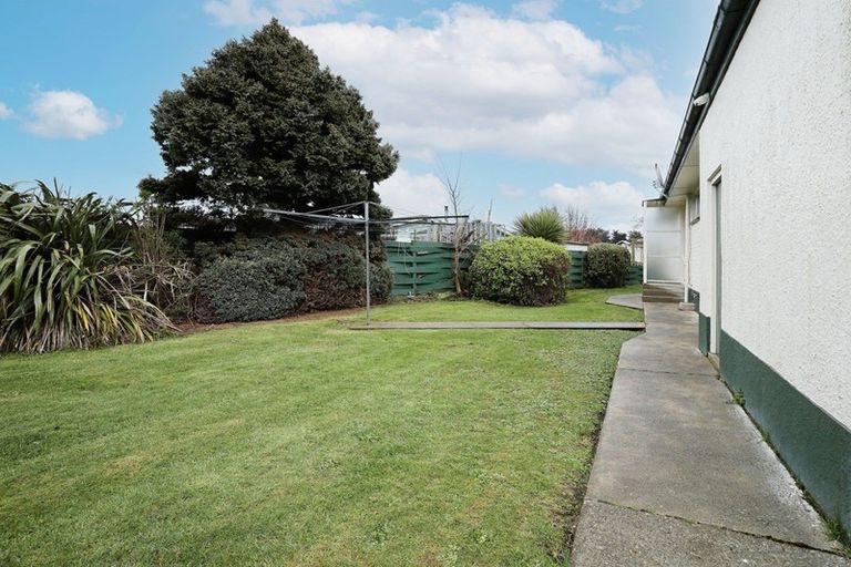 Photo of property in 73 Dunlop Street, Wallacetown, 9816