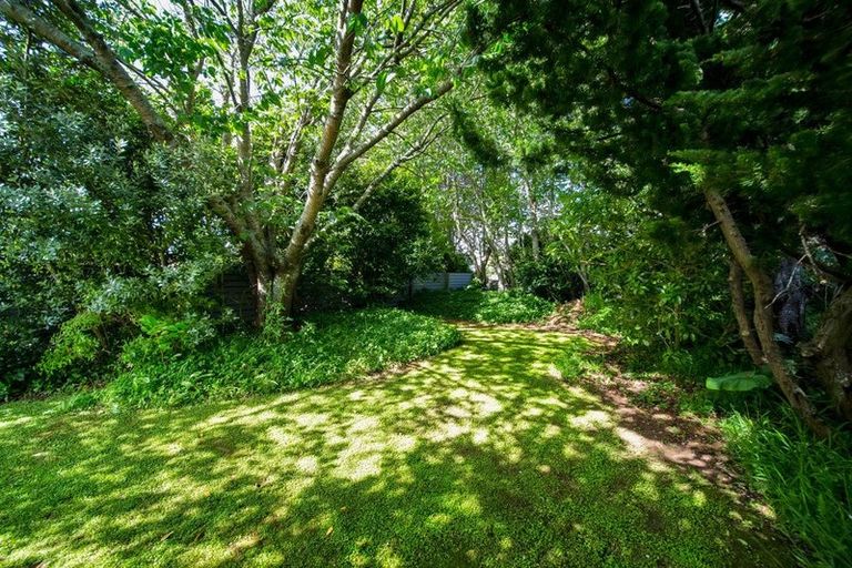 Photo of property in 40-42 Dixon Avenue, Hawera, 4610