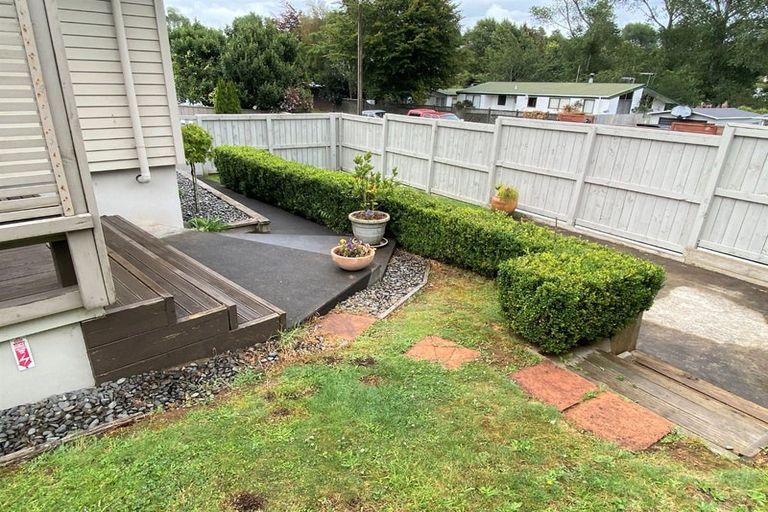 Photo of property in 9 Heaphy Street, Westown, New Plymouth, 4310