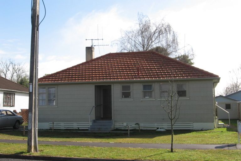 Photo of property in 11 Watts Crescent, Hamilton East, Hamilton, 3216