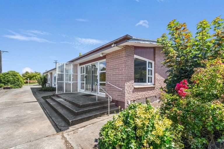 Photo of property in 11 Railway Esplanade, East Gore, Gore, 9710