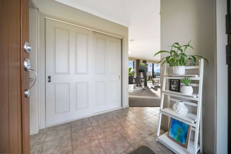 Photo of property in 76 Orbell Crescent, Te Anau, 9679