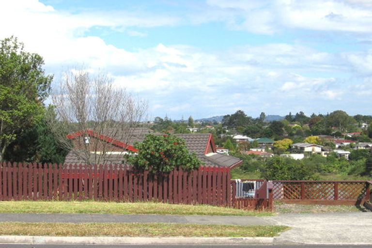 Photo of property in 113 West Harbour Drive, West Harbour, Auckland, 0618