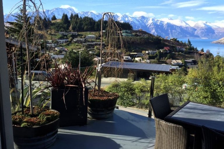 Photo of property in 49b Dart Place, Fernhill, Queenstown, 9300