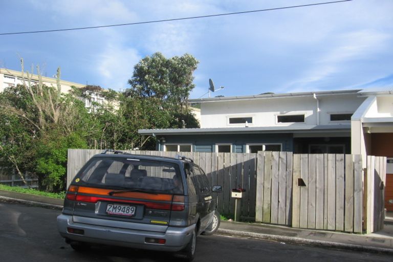 Photo of property in 2 Heath Street, Johnsonville, Wellington, 6037