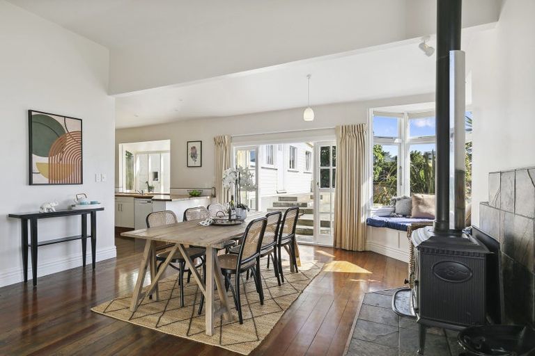 Photo of property in 8 Thorby Street, Northland, Wellington, 6012